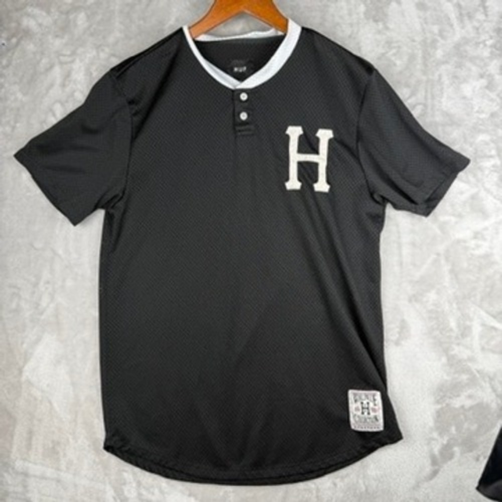 HUF Men Black Short Sleeve Mesh Henley Baseball Jersey Shirt Size‎ M